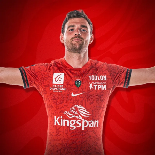 WHITE_BEN_CELEBRATION_Rouge